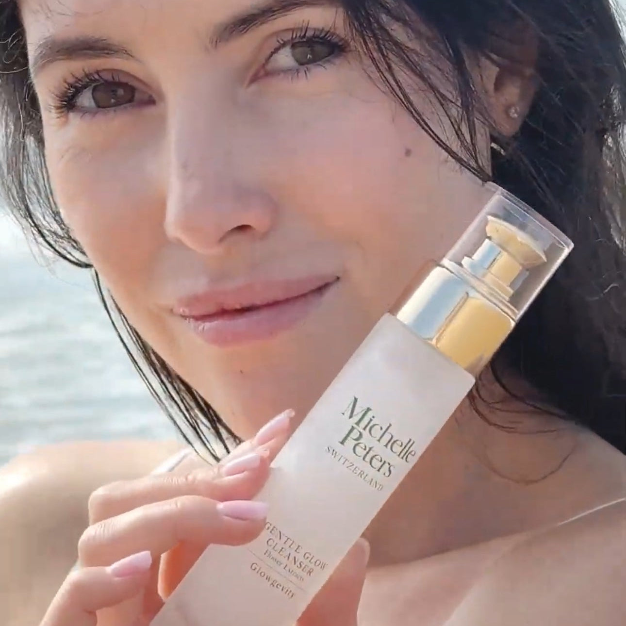 Gentle Glow Cleanser Flower extracts