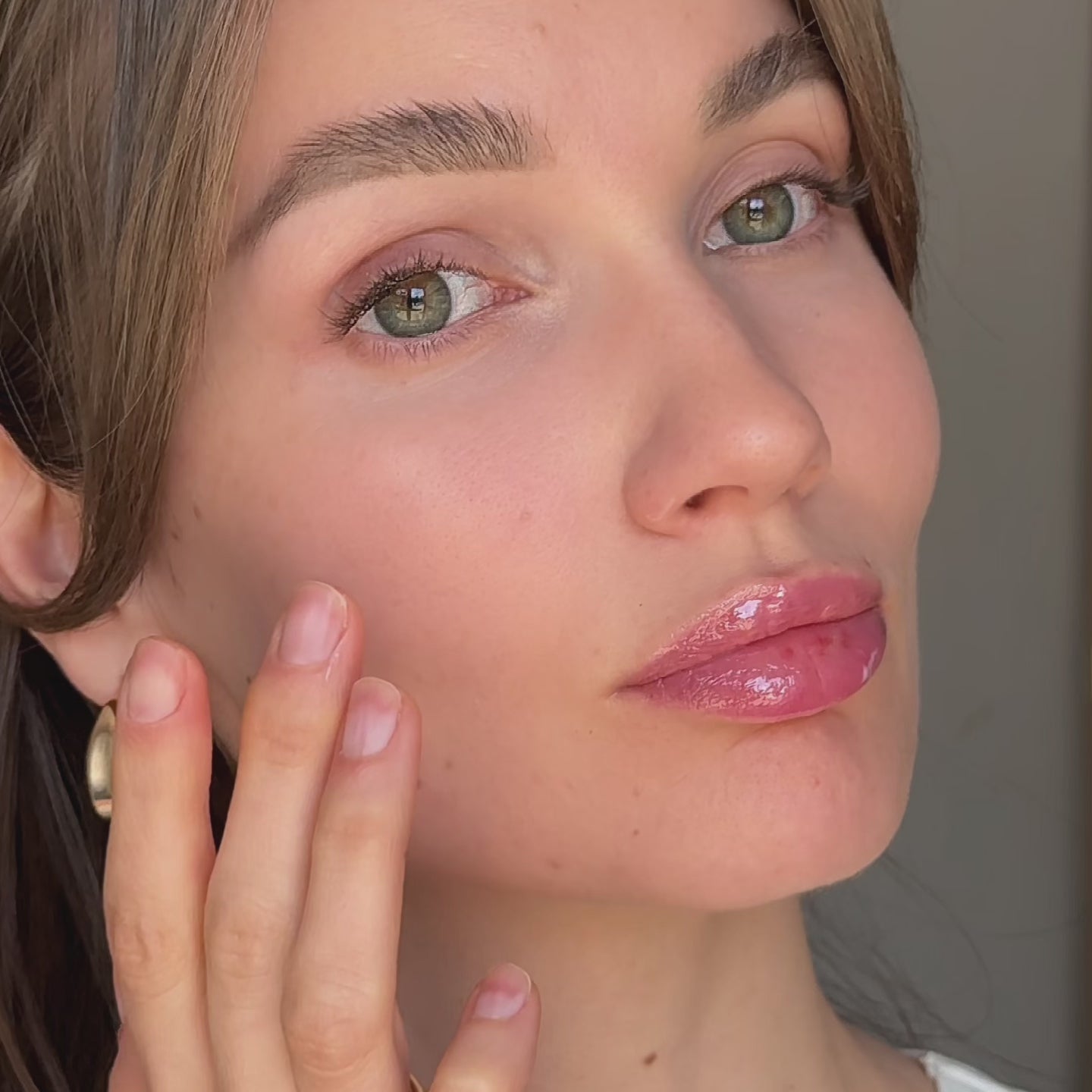 Load video: Collagen Booster Serum